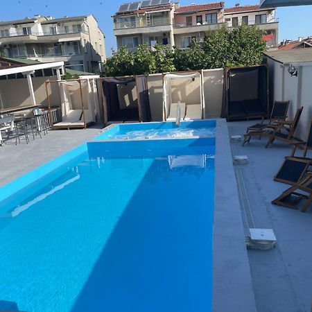 Family Hotel Malibu Czernomorec Zewnętrze zdjęcie