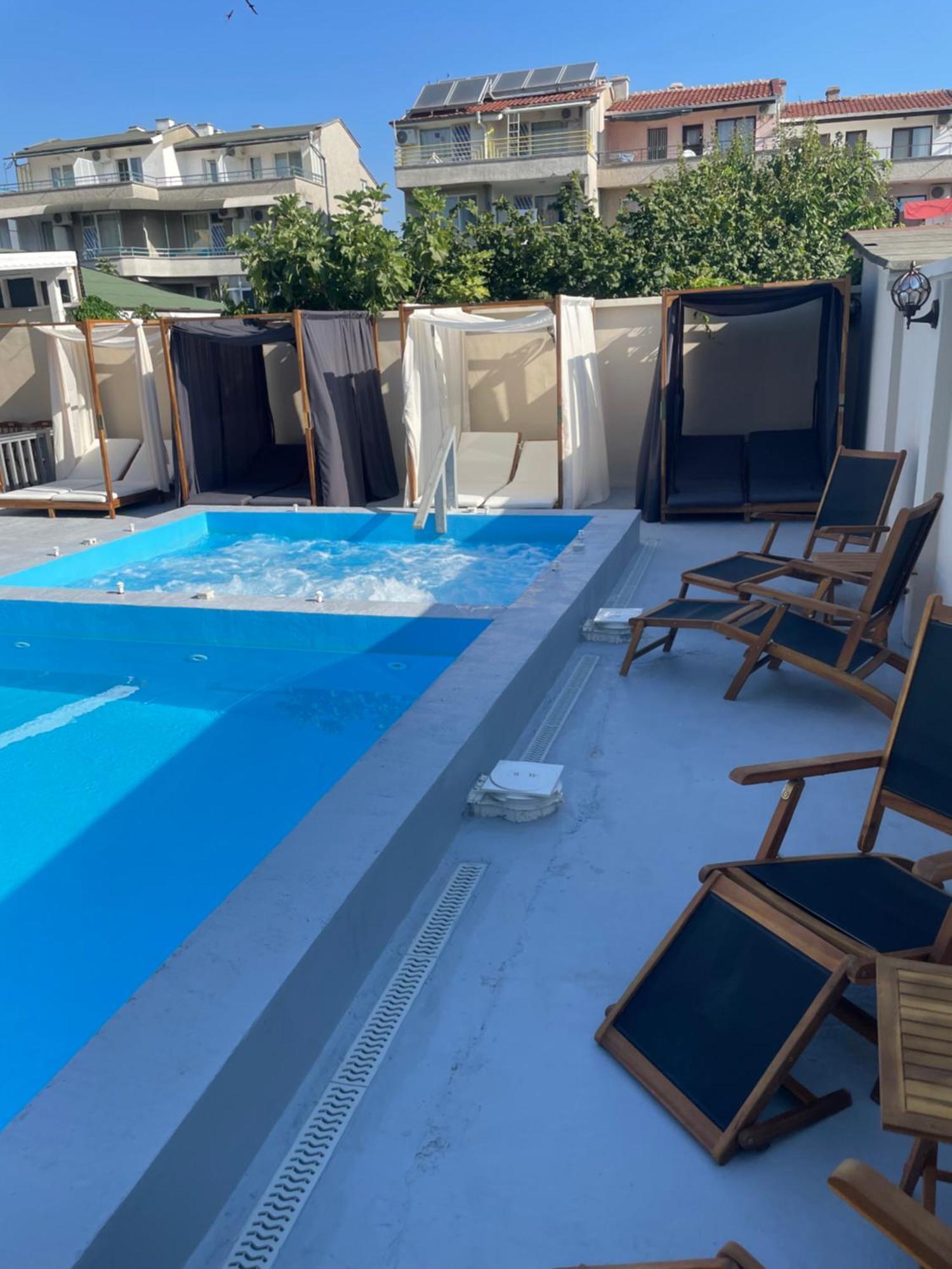 Family Hotel Malibu Czernomorec Zewnętrze zdjęcie